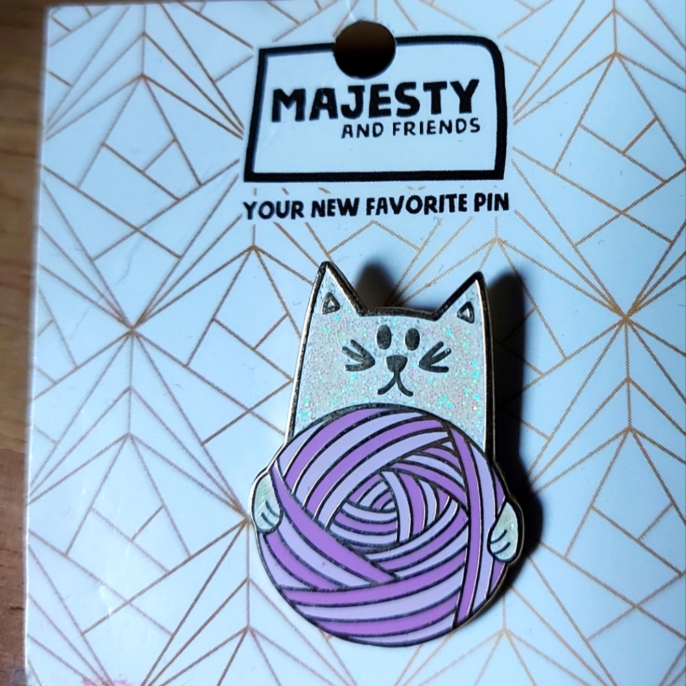 Enamel cat pin